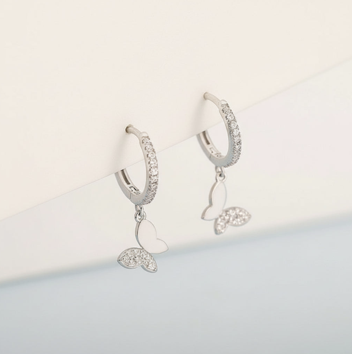 KAVIO Women’s Earring Collection
