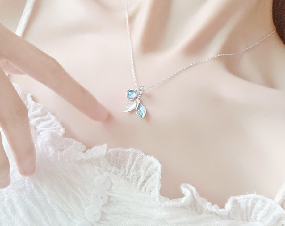 KAVİO Leaf Necklace Women's Sterling Silver Light Luxury Niche Design