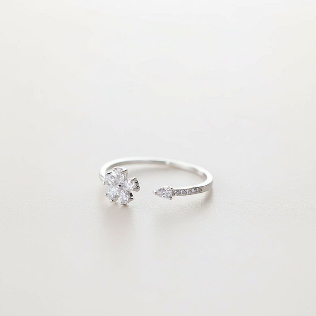 KAVİO Five-petal Flower Korean Style Silver Ring