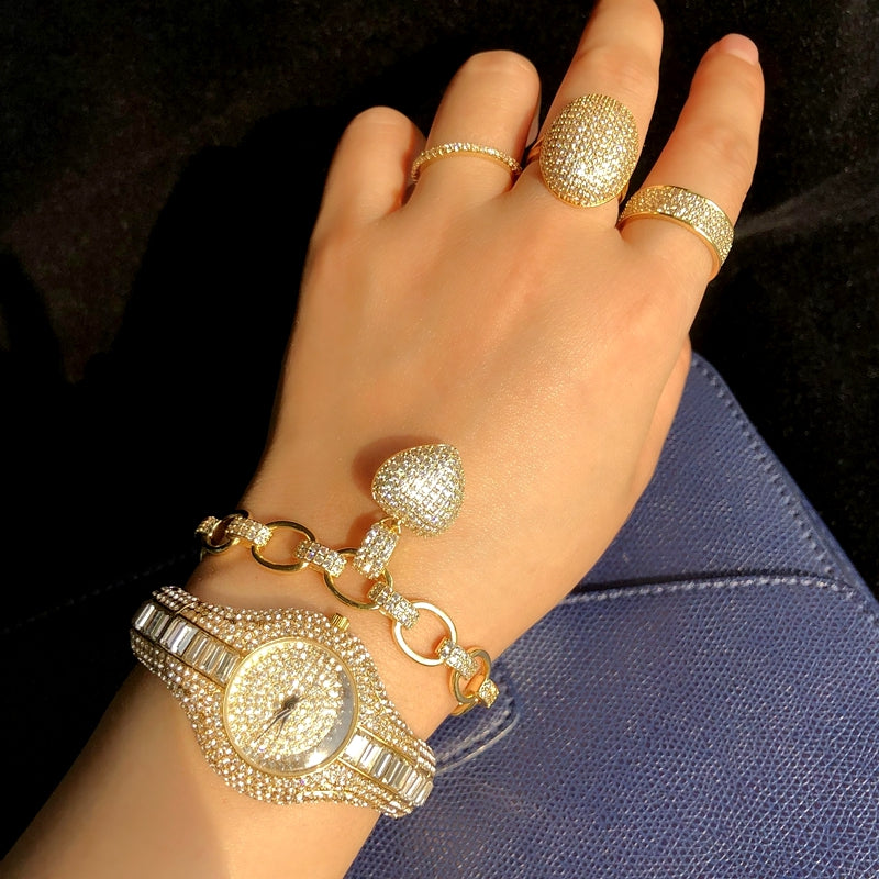 KAVİO High-end watches with diamonds and colorful stones