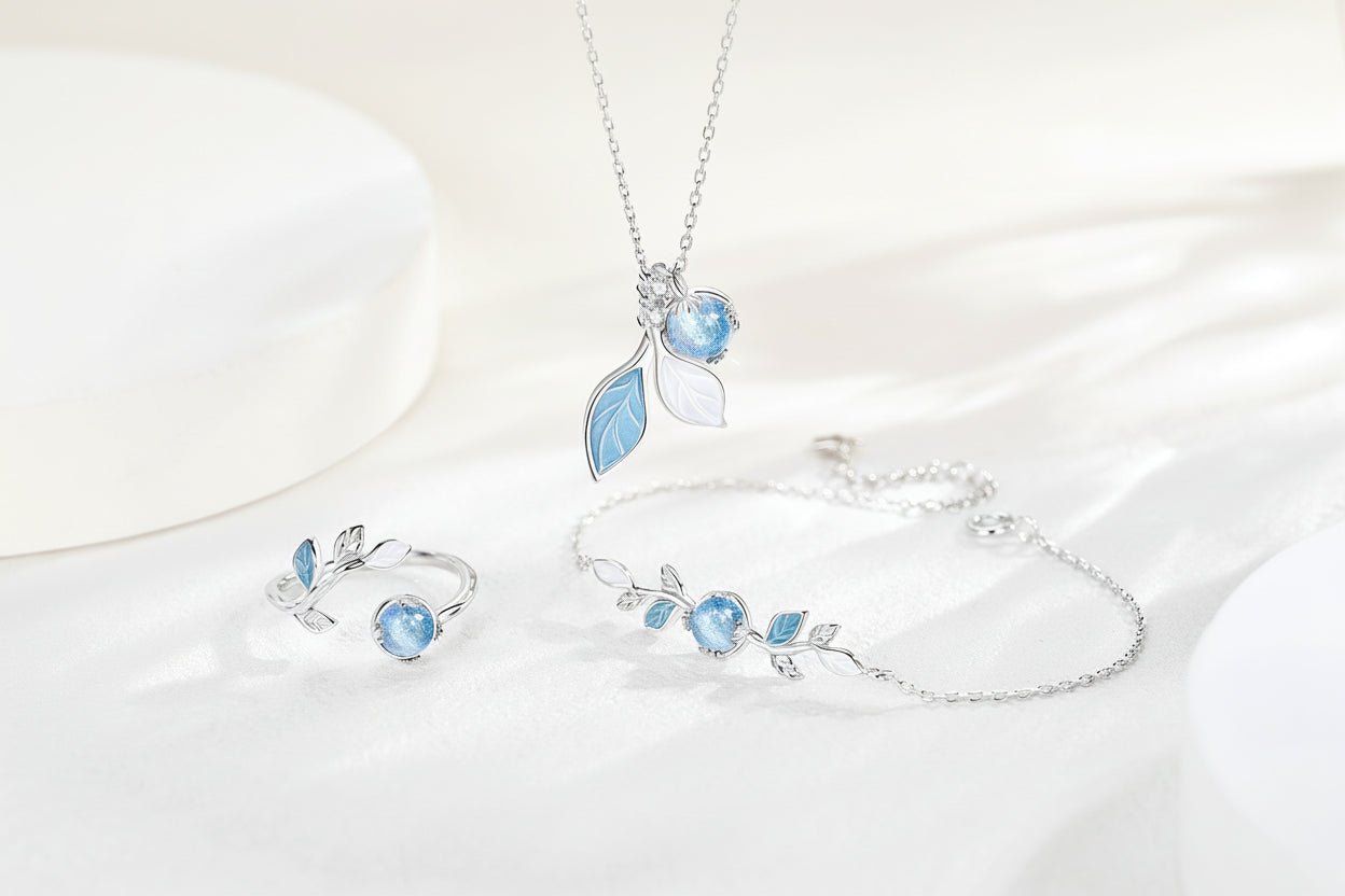 KAVİO Leaf Necklace Women's Sterling Silver Light Luxury Niche Design