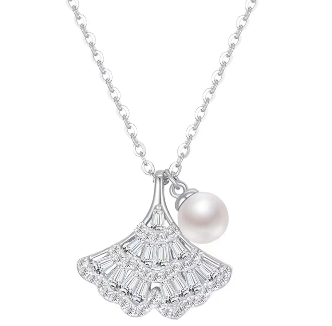 KAVİO Ginkgo Leaf Sterling Silver Necklace For Women Light Luxury Minority Design S925