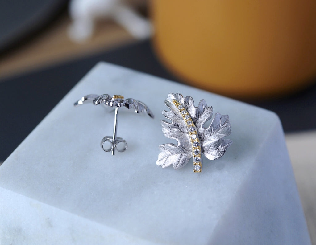 KAVİO 925 Silver Gilded Leaf Earrings