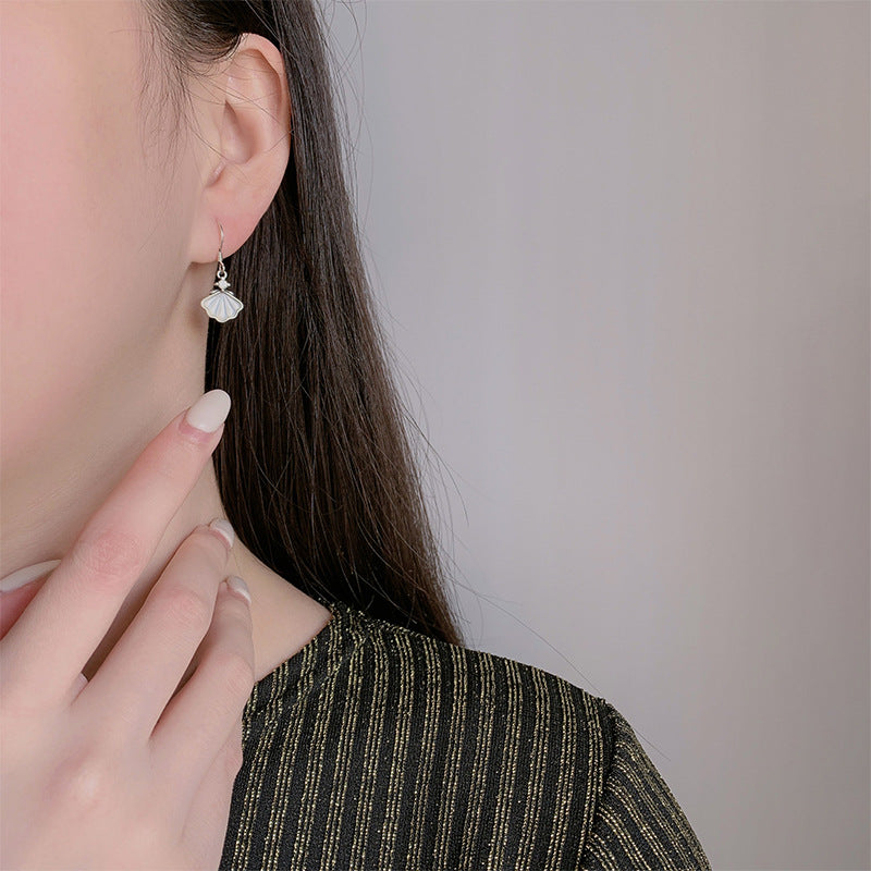 KAVİO One Shell Sterling Silver 925 Earrings Female Ear Clip Earrings